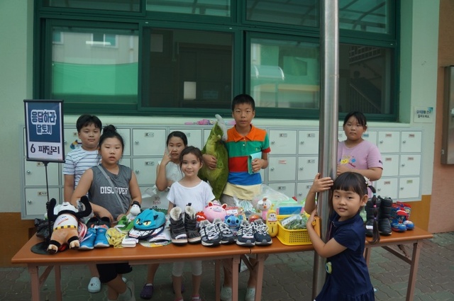 ▲ 사진4_가평교육0707 장터개장준비모습(1)