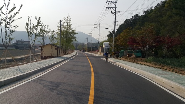 ▲ 군도4호선도로확포장공사