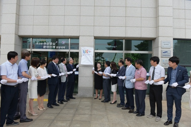 ▲ 사회맞춤형현팍식사진