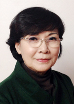 ▲ 강원도 춘천 출생. (수필), (시). (시조)으로 등단. 시집 , 산문집 . 한국경기시인협회, 국제PEN한국본부 이사. 한국문인협회, 수원문인협회, 한국가톨릭문인회 회원.