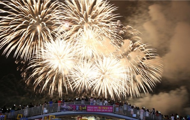 ▲ 월미관광특구 불꽃축제 사진(1)