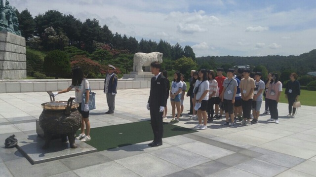 ▲ 군포 - 나라사랑 현충시설 참배 (1)