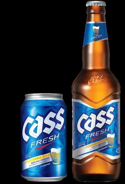 ▲ 오비맥주 노사가 4.5% 임금인상안에 합의해 노조의 파업이 종결됐다. 사진은 오비의 주요 제품인 카스 사진/연합뉴스