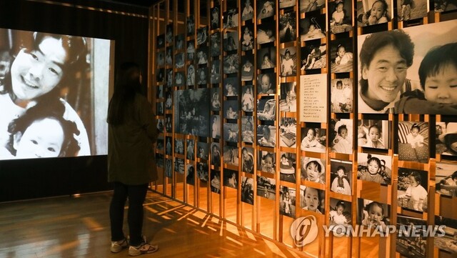 ▲ 지난해 열린 김광석 20주기 추모전 [연합뉴스 자료사진]