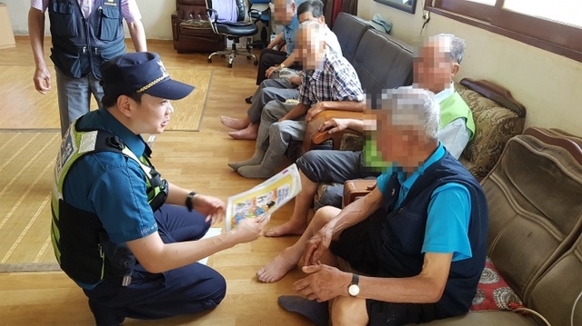 ▲ 군포서 책임제 경로당 관리