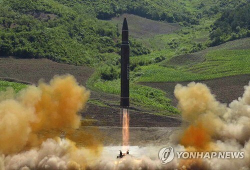 ▲ 화성-14형 발사 장면[연합뉴스 자료사진]