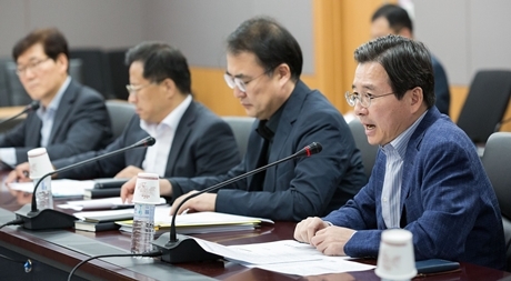 ▲ 금융위원회가 김용범 부위원장 주재로 금융시장 점검회의를 9일 개최했다. 사진/금융위원회.