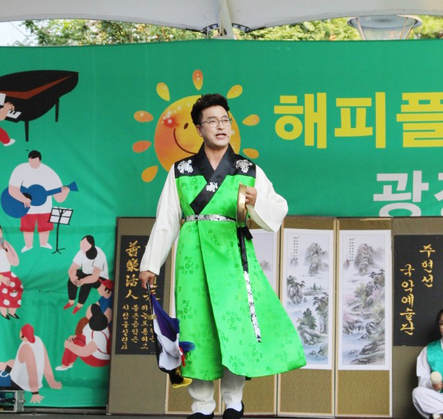 ▲ 판소리 명창으로 활동중인 구리경찰서 교통조사계 장남익 경위(50)