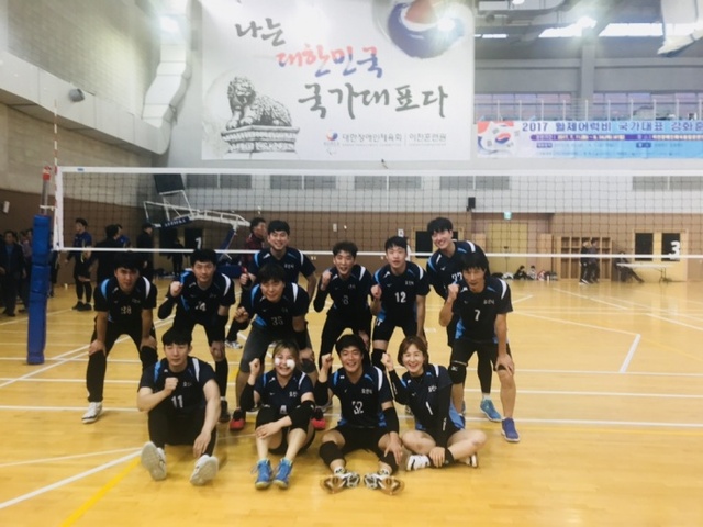 ▲ ▲제2회 이천쌀배 전국남녀배구대회 남자 클럽 2부 우승, 오산시배구동호회