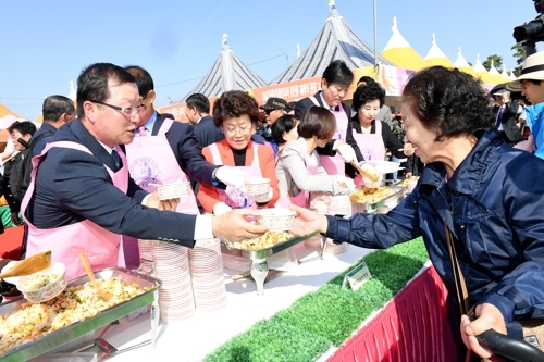 ▲ 지난주 열린 파주개성인삼축제 모습 [파주시 제공=연합뉴스]