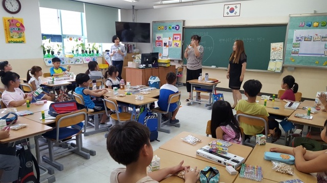 ▲ 학부모회재능기부수업(공기청정기)