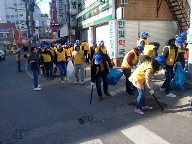 ▲ 화성서부경찰서, 외국인 자율방범대 합동 순찰활동 전개