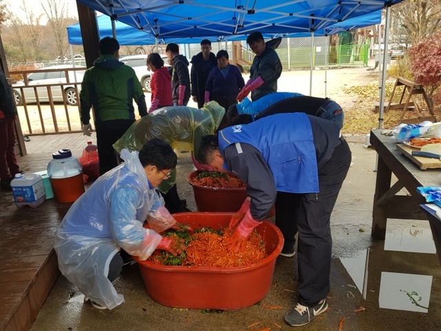 ▲ 김장봉사