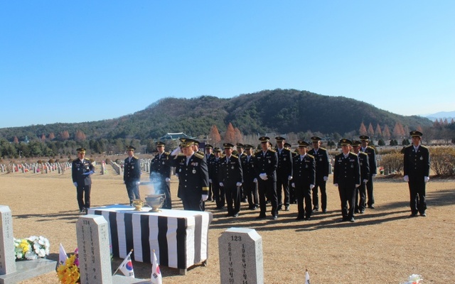 ▲ 송탄소방서 제6주기 순직소방공무원 추모식