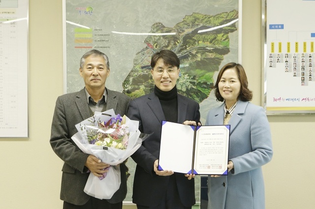 ▲ 우수행정_정책사례_발표대회_수상1[1]