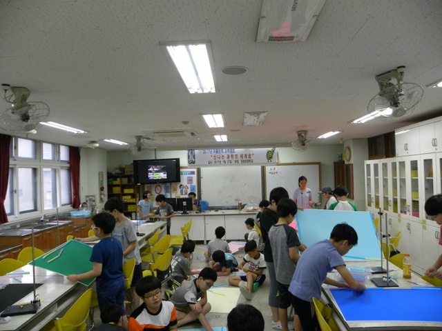 ▲ 군포 당정초등학교 과학캠프