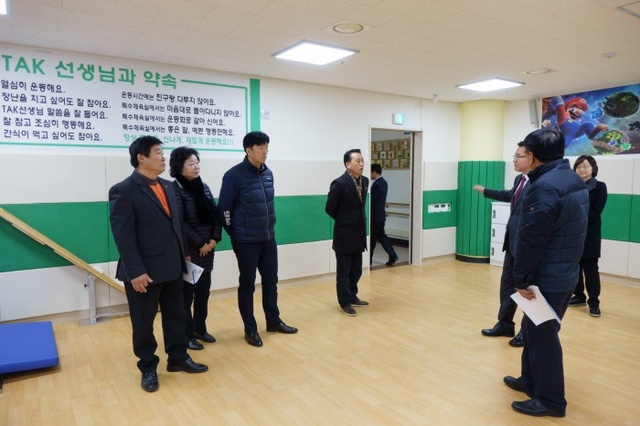 ▲ 교육복지경제위원회 아르딤복지회관 방문