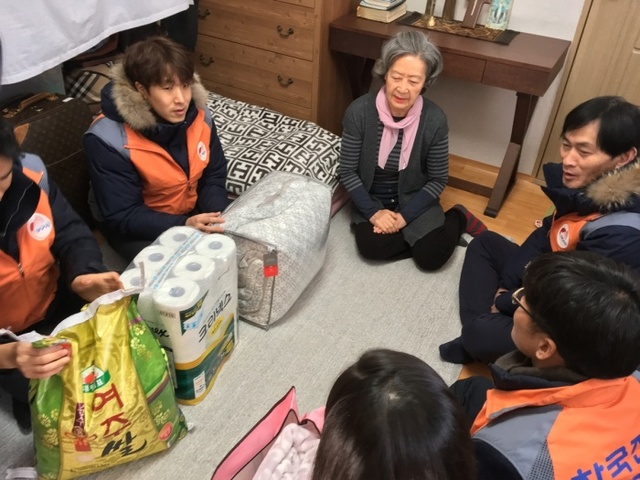 ▲ 광주시, 북부센터 한전 동부지사와 월동용품 지원행사 개최2