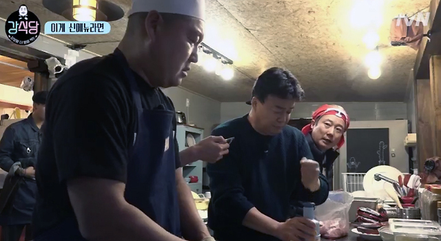 ▲ 강식당, 신메뉴 개발! 탕수육 라면 만들기 /tvN 방송 화면 캡처