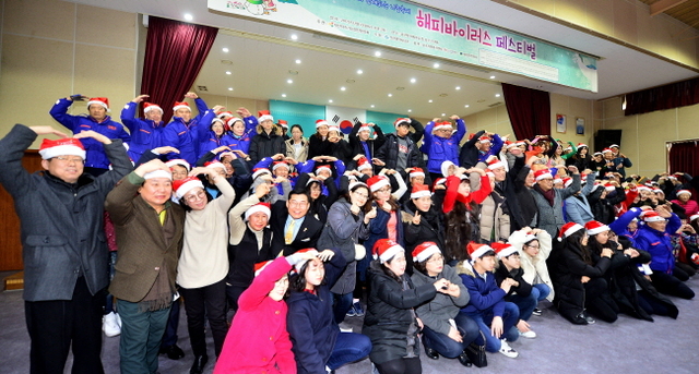 크기변환_20171223 성탄절 맞이 남구청 해피 바이러스 축제  JUN_1832.jpg