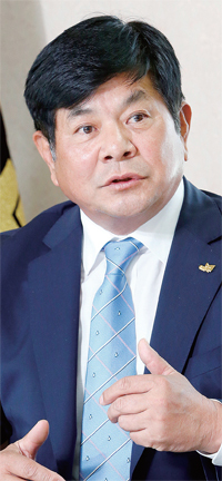 ▲ 하용환 건협 경기도 회장 (1)-crop