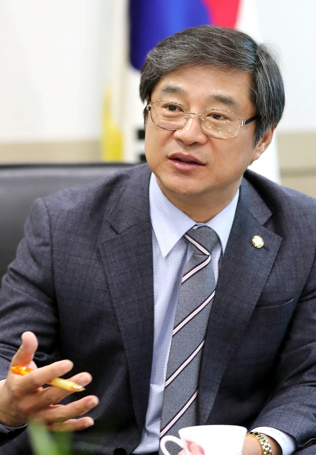 ▲ 이흥수 인천동구청장 신년 인터뷰 -5