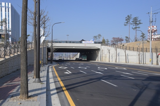 ▲ 동양대학교 동서 연결 교량
