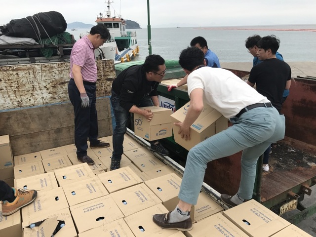 ▲ [사진1]가뭄극복활동(완도군병물지원) (2)