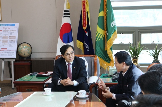 ▲ 류인희 행안부차관 평택발전본부 방문 JPG