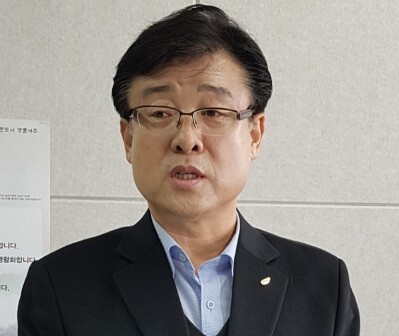 박남수