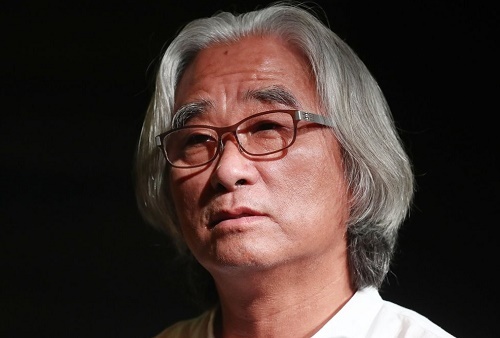 ▲ '여관방 성추행' 김수희 증언 뒤 잘못 반성을 인정하고 모든 활동을 중단한 이윤택 연극 연출가. /연합뉴스