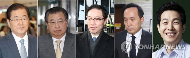 ▲ 비핵화 북미대화를 견인하기 위한 문재인 대통령의 대북특별사절단이 1박 2일 일정으로 5일 오전 방북한다. 특별사절단은 수석 특별사절인 정의용 국가안보실장(왼쪽부터)과 서훈 국가정보원장, 천해성 통일부 차관, 김상균 국정원 2차장, 윤건영 청와대 국정상황실장 등 5명으로 꾸려졌다. 연합뉴스