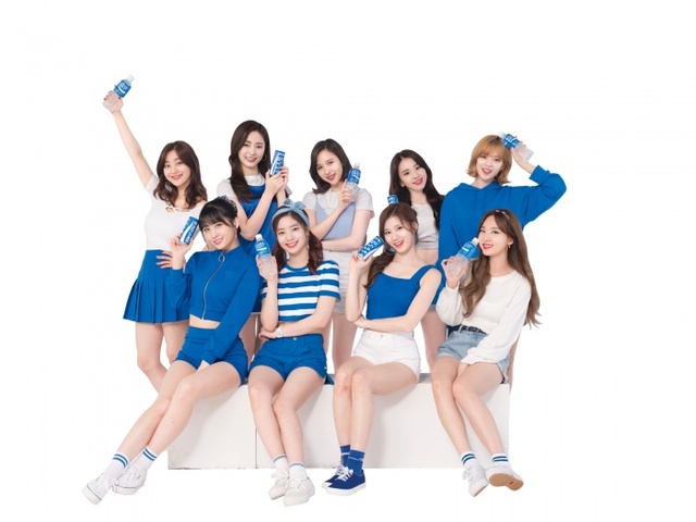 ▲ 2018 포카리스웨트 모델 트와이스.동아오츠카 제공
