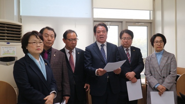 ▲ 사본 -최대호안양시장예비후보_기자회견 (7)