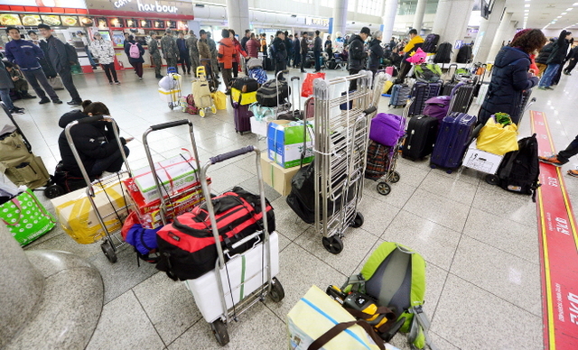 크기변환_20180312 인천항 연안여객터미널 안개대기JUN_7469.jpg