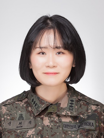 ▲ 05 도서관 도서기증자 신혜리