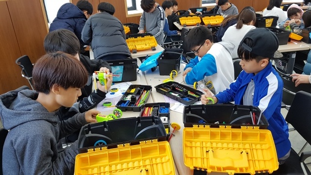 ▲ 군포 청소년 수련관