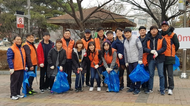 ▲ 10-1. 동두천시 의회사무과, 봄맞이 환경정화활동 실시