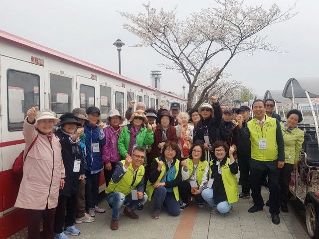 ▲ 청계동_어르신_나들이_행사[1]