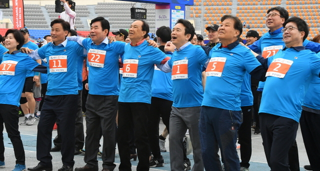 크기변환_제16회 경기마라톤 조 180422 (2).jpg