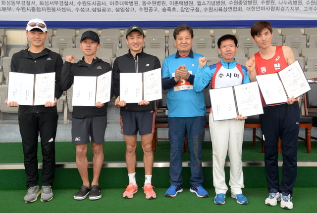 크기변환_제16회 경기마라톤 조 180422 (45).jpg