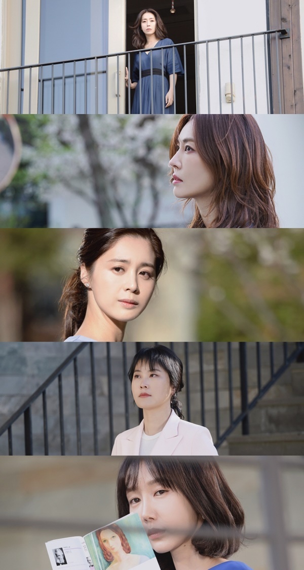 ▲ 송윤아-김소연-서영희-김재화-오연아 함께한 티저 촬영 현장 비하인드 컷. sbs 제공