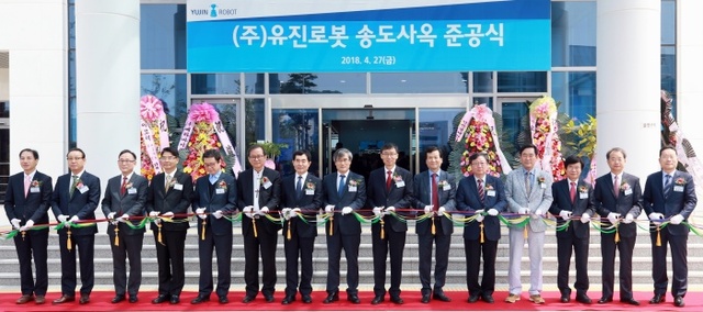▲ 유진로봇 사진