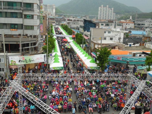 ▲ 02 양평 용문산 산나물 축제 2부 개최