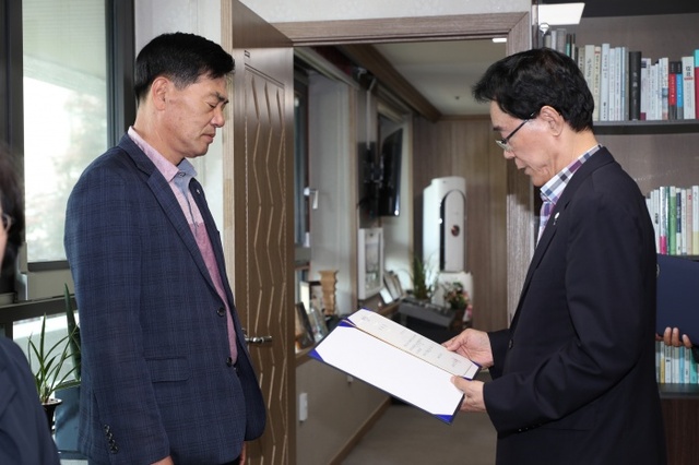 ▲ 군포시 자율방재단장 위촉식