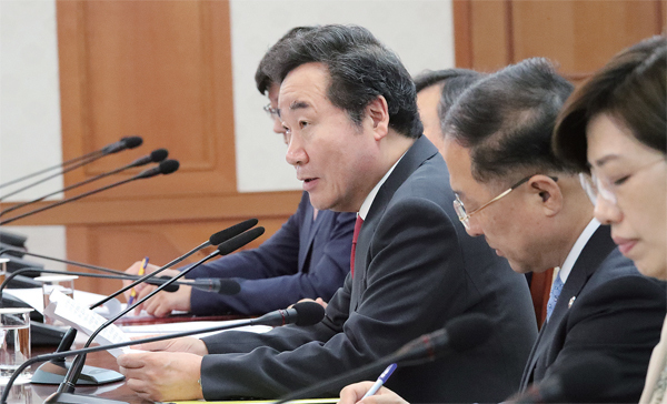 ▲ 이낙연 국무총리가 17일 서울 세종로 정부서울청사에서 열린 공명선거 관계장관회의에 참석해 발언하고 있다. 연합뉴스