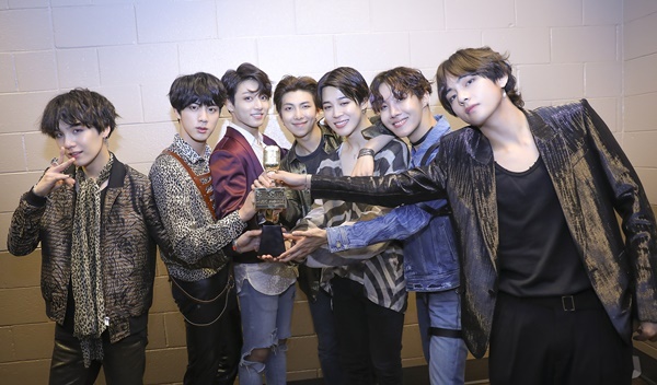 ▲ 방탄소년단이 미국 빌보드 뮤직 어워드에서 2년 연속 수상의 영예를 안았다. 빅히트엔터테인먼트