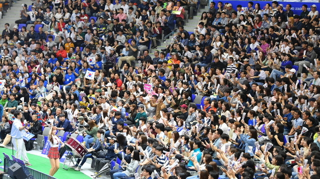 크기변환_2018 국제배구연맹(FIVB) 발리볼네이션스리그(VNL) 대한민국 독일 조 180522 (3).jpg