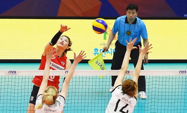 크기변환_2018 국제배구연맹(FIVB) 발리볼네이션스리그(VNL) 대한민국 독일_2차 조 180522 (2).jpg