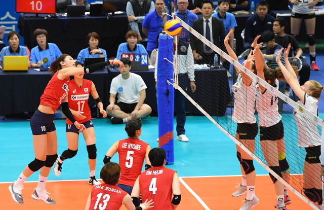 크기변환_2018 국제배구연맹(FIVB) 발리볼네이션스리그(VNL) 대한민국 독일_2차 조 180522 (7).jpg